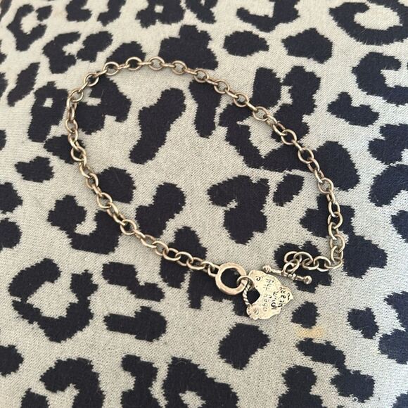 Obey Thy Own Heart Sterling Silver Heart Pendant Necklace - Picture 2 of 6